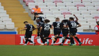 Trendyol Süper Lig: Sivasspor: 1 - Gaziantep FK: 1 (İlk yarı)