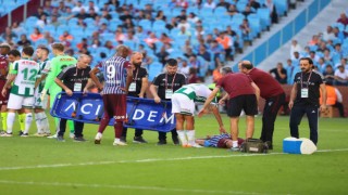 Trendyol Süper Lig: Trabzonspor: 2 - Konyaspor: 1 (İlk yarı)