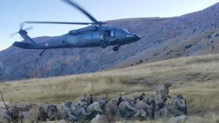 Tuncelide jandarmadan operasyon: 13 mağara ve 17 sığınakta malzemeler ele geçirildi