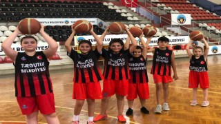 Turgutlu Belediyesi basketbol kurs kayıtları devam ediyor