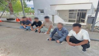 Türk milleti ve devletini aşağılayıcı paylaşımlar yapan düzensiz göçmen yakalandı