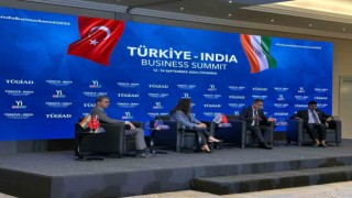 Türkiye-Hindistan arasındaki ekonomik ilişkiler bu panelde konuşuldu