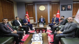 Ulaştırma ve Altyapı Bakanı Uraloğlu Bingölde