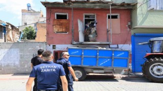 Uyuşturucu bağımlıları metruk yapıyı çöp ev haline getirdi