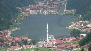 Uzungölün eski görünümüne kavuşturulması için çalışmalar Ekim ayı başından itibaren yeniden başlayacak