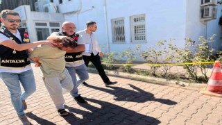 Valeyi yaralayıp, trompetçiyi 20 bıçak darbesiyle öldüren zanlı tutuklandı