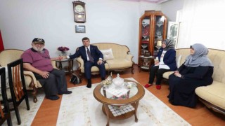 Vali Bakanın ilk ziyareti şehit ailesine ve esnafa