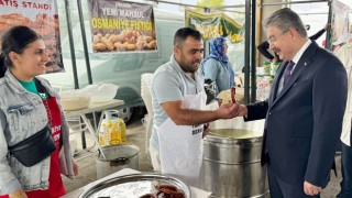 Vali Yılmaz, Osmaniye Tanıtım Günleri'nde Stantları Ziyaret Etti