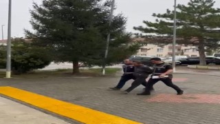 Yardım için toplanan paraları çalan hırsız polisten kaçamadı
