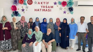 Yaşlılar, Hem Sosyalleşiyor Hem de Psikolojik Destek Alıyor