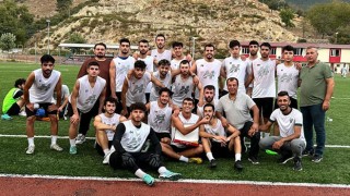 Yeşil Cephe Taraftarlar Grubu, Bahçespor'a Tatlı İkramında Bulundu