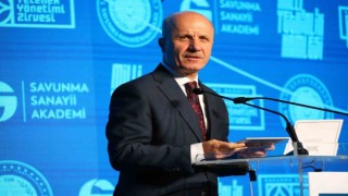 YÖK Başkanı Özvar: “Açılan yeni bölümlerde öğrencilerin başarı sıralaması, 4 yıllık örgün eğitim programlarıyla yarışacak düzeydedir”