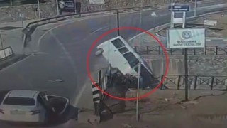 Yolcu minibüsü dereye böyle uçtu...10 ay sonra aynı yerde kahreden tesadüf