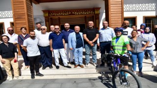 Yürüyerek veya bisikletle işe gelen belediye personeline restoran indirimi