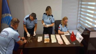 Zabıta ekipleri 26 dilenciden 4 bin 739 TL ele geçirdi