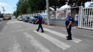 Zabıta ekipleri öğrenciler için görevde