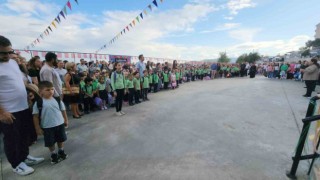 Zonguldakta öğrencilerin okul heyecanı: İlk ders zili çaldı