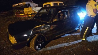 Zonguldakta yağışlı havada iki araç çarpıştı: 2 yaralı