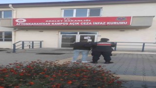 14 yıl 8 ay 7 gün hapis cezasıyla aranan şahsı jandarma yakaladı