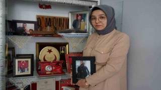15 Temmuz şehidinin eşi: “Fetullah Gülenin ölümünün milli bayram olarak ilan edilmesini isteriz”