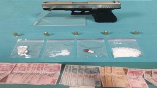 17 yıl ve 2 yıl hapis cezasıyla aranan 2 şüpheli yakalandı