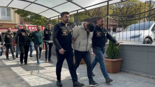 30 yaşındaki gencin ölümüyle ilgili yakalanan 4 şüpheli adliyeye sevk edildi