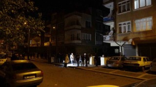 4 emniyet personelini bıçakla yaralayan şahsı etkisiz hale getiren polislerin duruşması başladı