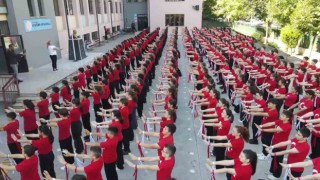 480 öğrenciden Cumhuriyetin 101. yılına özel koreografi