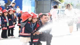 5 bin 250 çocuk, itfaiye gönüllüsü oldu