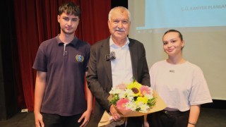 Adana Büyükşehir Belediyesi'nden Gençlere Motivasyon ve Kariyer Eğitimi