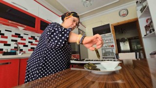 Adına şarkı yazılan Tokat sarması, tatlısıyla da damakları şenlendiriyor