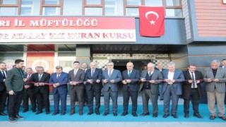 Ağrıda hayırsever vatandaş tarafından yaptırılan Kuran Kursu hizmete açıldı