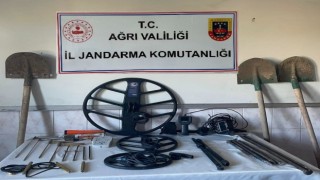Ağrıda kaçak kazı yapan 11 kişi yakalandı