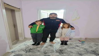 Ağrıda oyun oynarken banyoda kilitli kalan kardeşleri itfaiye ekipleri kurtardı