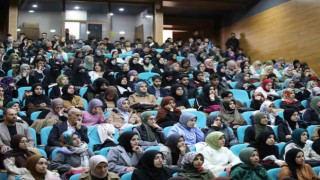 AİÇÜde “Din ve Teopolitik” konferansı düzenlendi