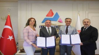 AİÇÜde kongre iş birliği protokolü imzalandı