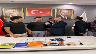AK Partiye farklı partilerden katılım sürüyor