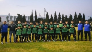 Akhisarspor dibi gördü