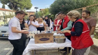 Alaşehir Kızılaydan öğrencilere tanıtım turu