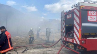 Ankara Akyurtta yangın: Saman balyaları tutuştu