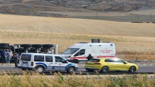 Ankarada kuzu yüklü tır devrildi, hayvanlar telef oldu
