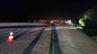 Ankarada seyir halindeki tırın dorsesi ayrıldı