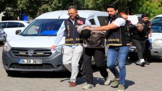 Antalyada 22 yaşındaki Ahmet, kör kurşuna kurban gitmiş
