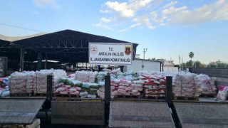 Antalyada bir tırda 17 ton sahte gübre ele geçirildi
