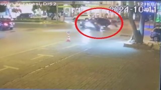 Antalyada feci kaza: 1 ölü, 1 yaralı