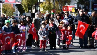 Ardahanda Cumhuriyetin 101. yaşı coşkuyla kutlandı