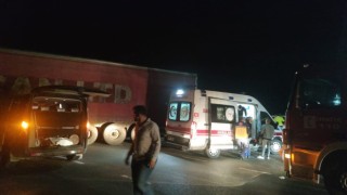 Aşkalede trafik kazası: 4 yaralı