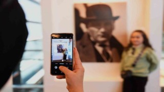 Atatürkün en özel fotoğrafları Osmangazide sergileniyor
