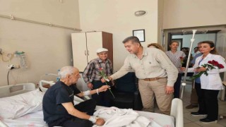 Aydın Atatürk Devlet Hastanesi yönetimi yaşlıları unutmadı