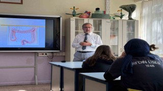 Aydın Lisesi, akademisyenleri ağırlamaya devam ediyor
